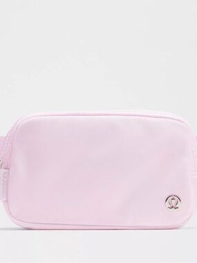 Lulu Lemon Pink BELT BAG 🌸